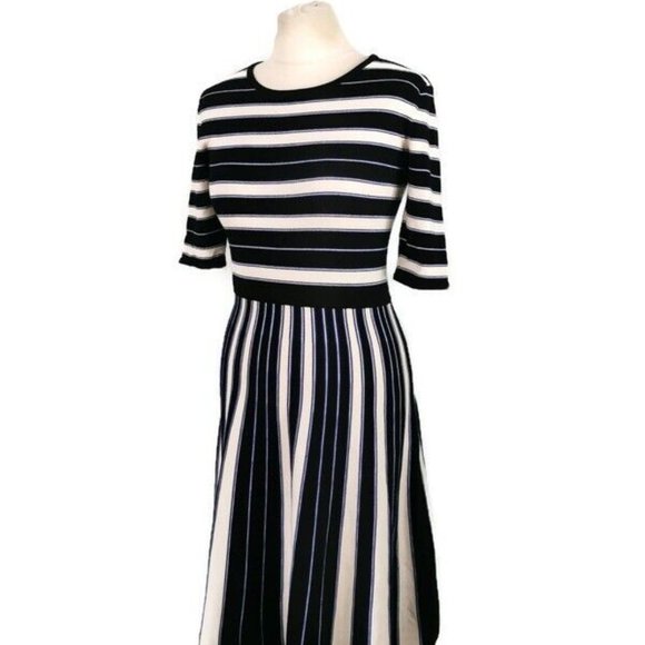 Hobbs Dresses & Skirts - HOBBS Fit Flare Dress Striped Short Sleeve Black White Blue UK 8